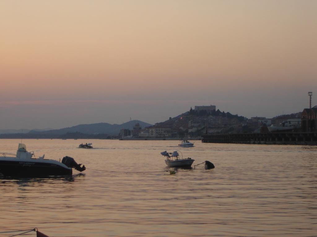 Apartment Sibenik Mandalina Ngoại thất bức ảnh